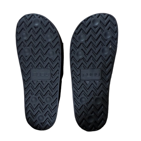 β’ New β’ FUBU Menβs Black Slides Size 7 - Picture 4 of 13